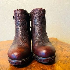 C.A.T Women’s Dark Burgundy Booties
Size : 9